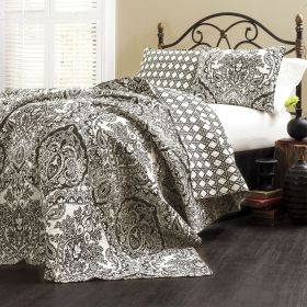 qQueen size 3-Piece Quilt Set 100-Percent Cotton in Black White Damask